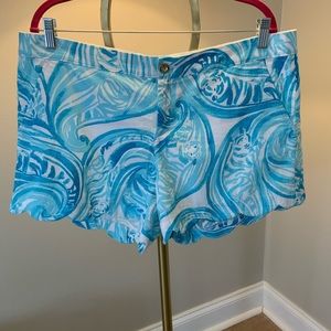 Lilly Pulitzer Scallop Hem Shorts